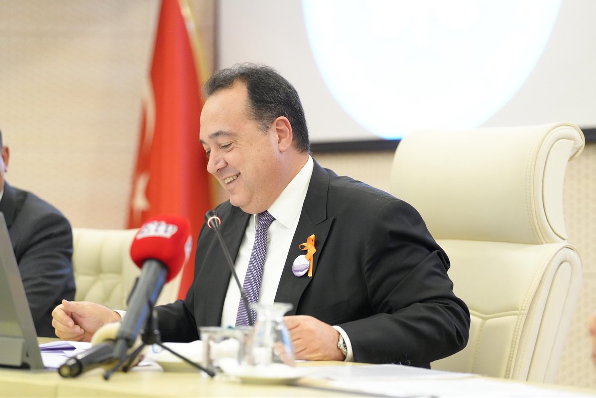 besimecz's tweet image. Manisa Büyükşehir Belediye Meclisimiz ve MASKİ Genel Kurulumuzun ikinci oturumlarını bugün tamamladık. Toplantımızda, Manisa’mıza değer katacak gündem maddelerini, kıymetli meclis üyesi arkadaşlarımızla birlikte görüşerek karara bağladık.

Ayrıca yatırımlarımızı öncelediğimiz…