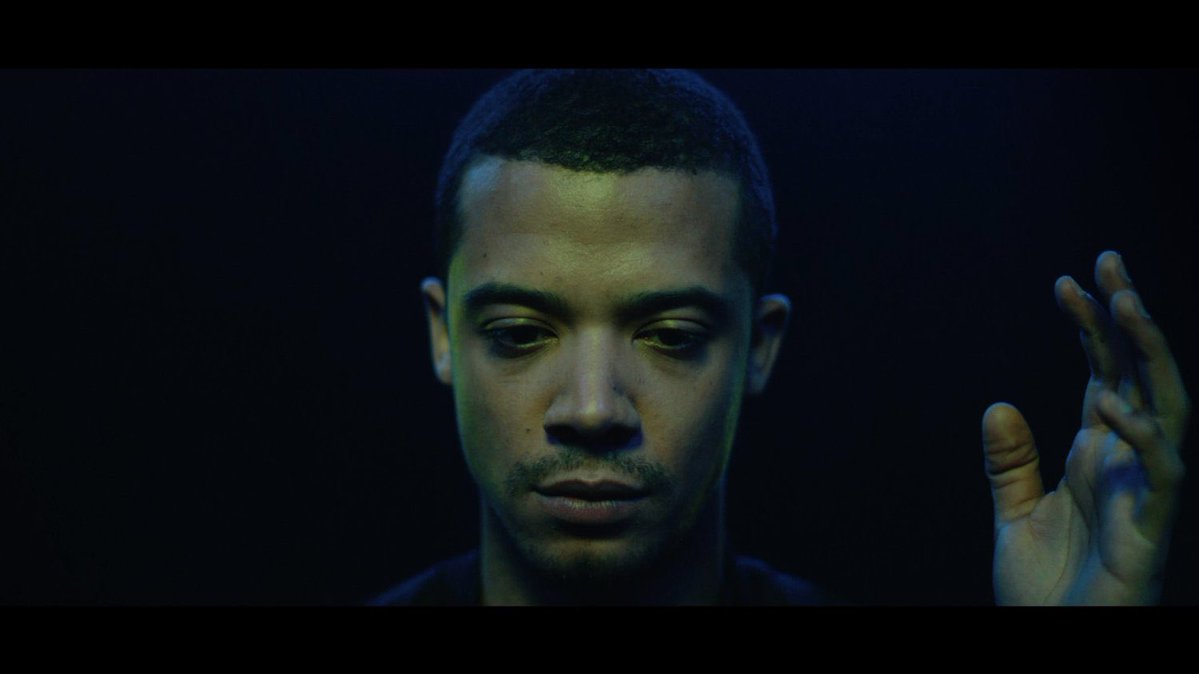 dailyraleighr's tweet image. Jacob Anderson in The Super Recogniser (2017)