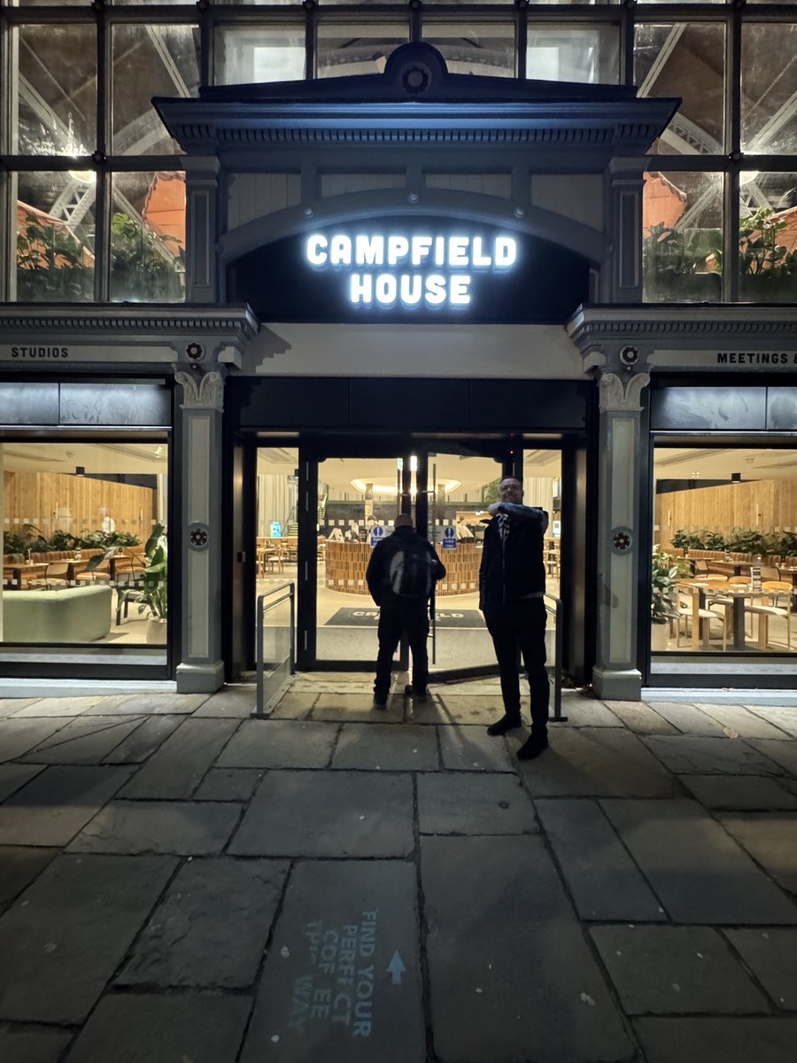 Mancweb3's tweet image. Come through the door opposite the oxnoble pub