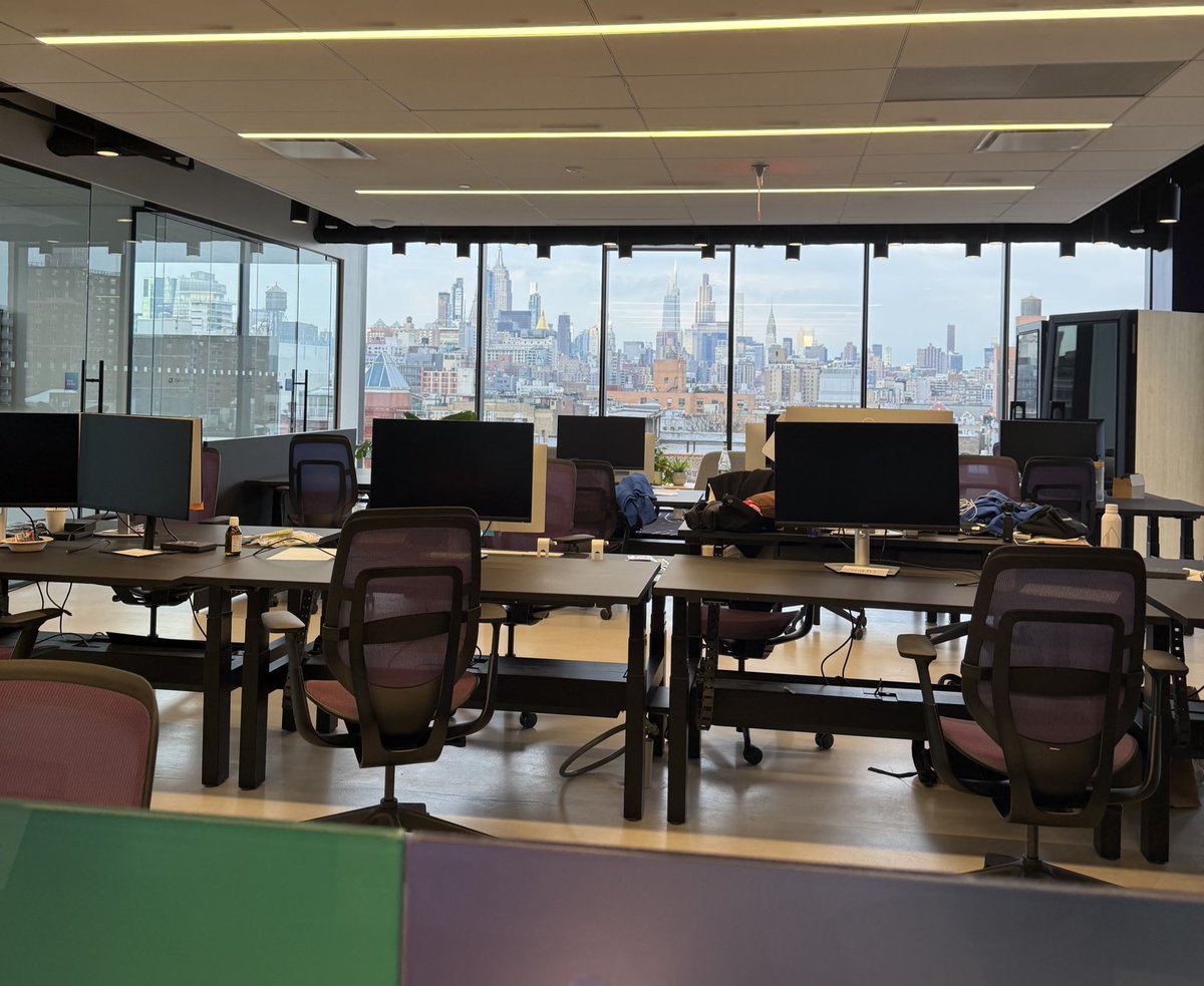 yashhsm's tweet image. thanks nyc for the life-long lessons over the last 3 months - i’ll be back soon!

@incubator and everyone we met in nyc really helped us refine our vision

time to lock in &amp;amp; turn ‘founder mode’ on

see you all at breakpoint 🫡