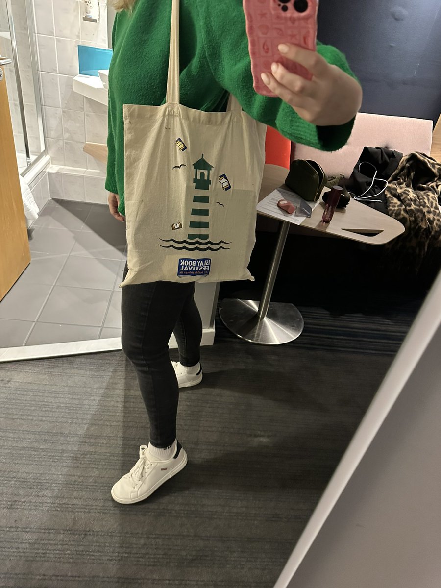 islaybookfest's tweet photo. 👀🖊️📓📚 Islay Book Festival Merch 📚📓🖊️👀

If you would like to support the festival and fancy owning some exclusive IBF merch, you can! We are now registered on @Isle20Shop 🥳

Check it out here: https://t.co/c6vXvZgbdc https://t.co/ryXCu1ZsTR