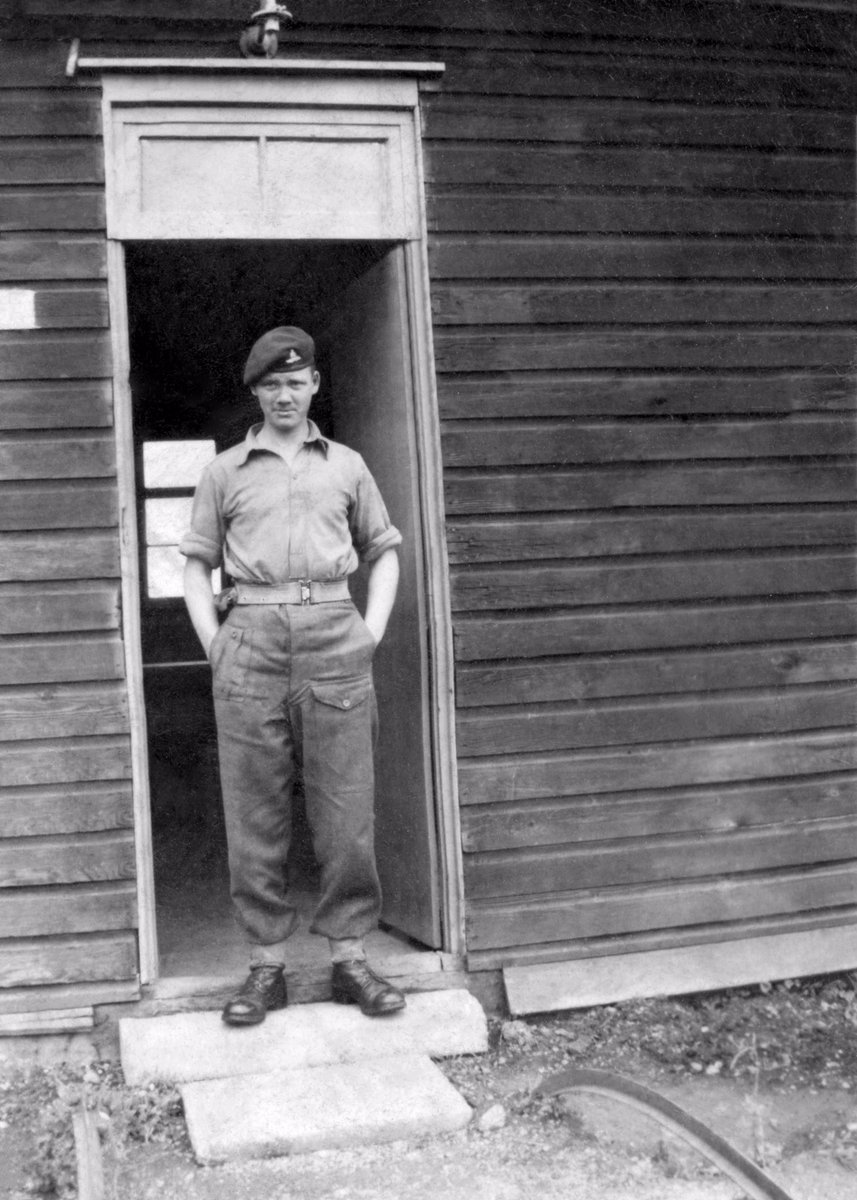 Cloudwatcher32's tweet photo. In memory of my father
29Dec1928 - 25Nov1969 https://t.co/ItyAKZeMUF