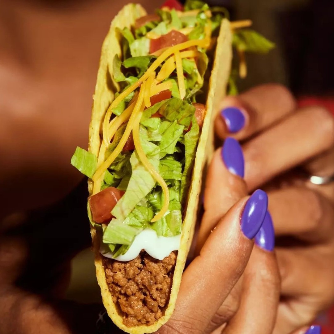 me: I should be saving money​
also me: it's @TacoBellUKI taco tuesday... 🌮