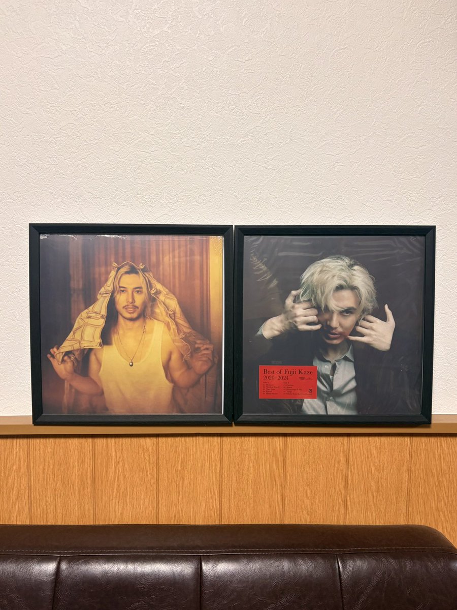 tinyrecords's tweet image. KAZETARIANなので、ベスト盤LPも追加購入◎

今もまだ1万枚以上レコードは保有しているけれど、額装という高待遇は貴方が初めてという事を、藤井風さんには誇りに思って欲しいですね🫲