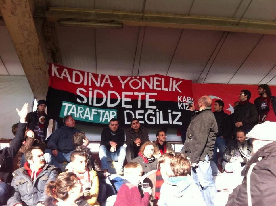 Kadına yönelik şiddete taraftar değiliz! 
#25kasımkadınayönelikşiddetlemücadelegünü