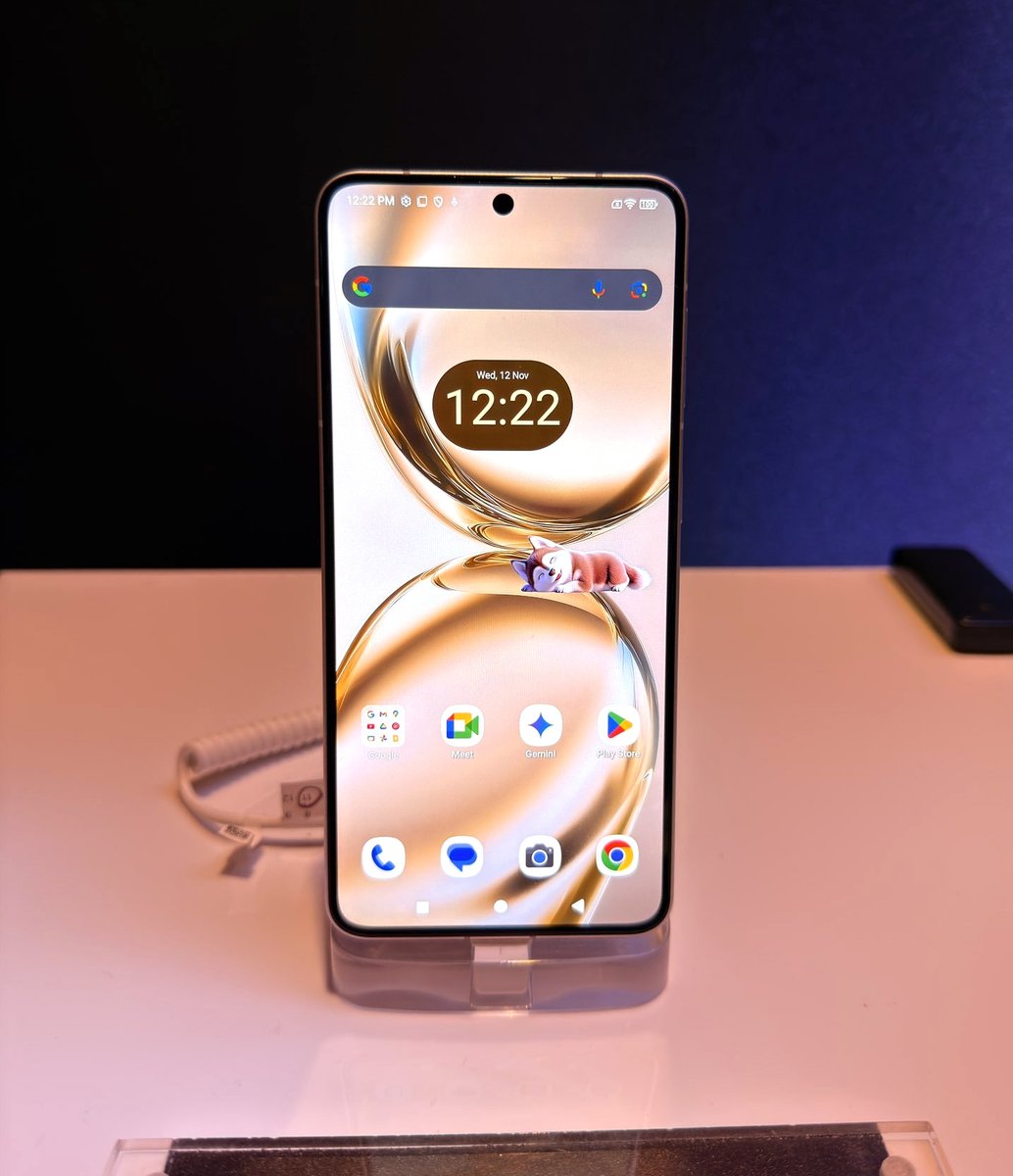 deepakmdsm's tweet image. B. Android 15 
#Android15 #winAgni4 #TechReview #MobileDevice #SmartphoneLaunch #AndroidUpdate