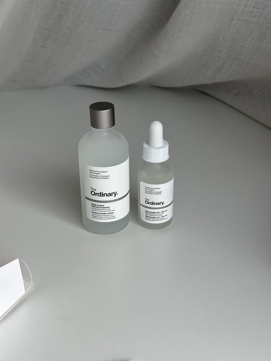 SungsungBlog's tweet image. คู่หูผิวใส ผิวชุ่มชื่น ใครอยากลอง The ordinary แต่ไม่รู้จะเริ่มตัวไหน แนะนำคู่นี้ โทนเนอร์+เซรั่ม Niacinamide รับจบ ผิวดีแน่นอน !!