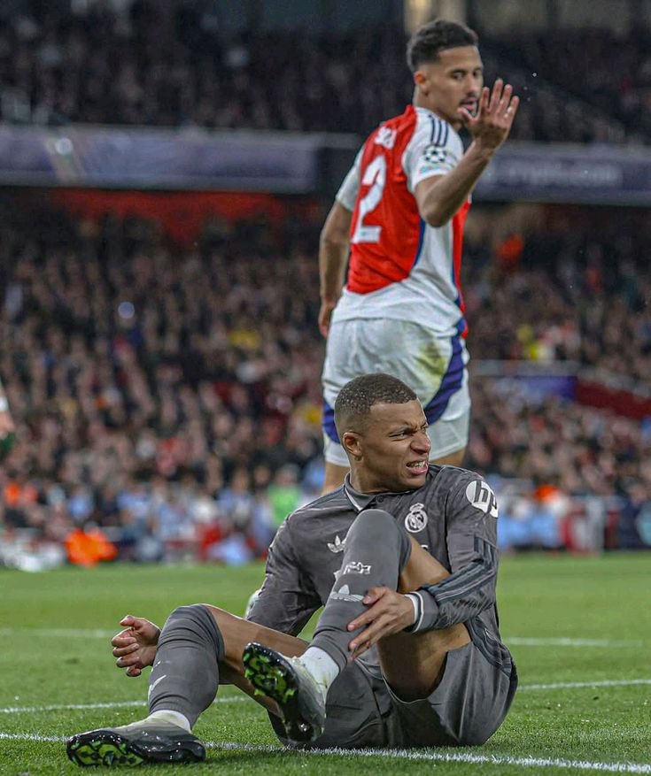 Toheeb002's tweet photo. @Arsenal Hard https://t.co/CXoz6evYrK
