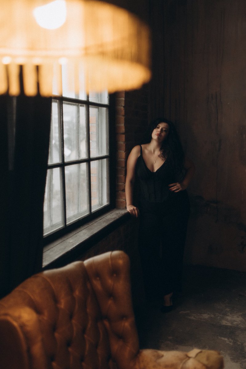 Мені вчора після публікації фоток в інсті написали компліментів і гарних слів більше, ніж на день народження 😅☺️ Тому моє однозначне «так» і рекомендація побачити себе чужими очима і зрозуміти, що ти не така вже і страшна🫠