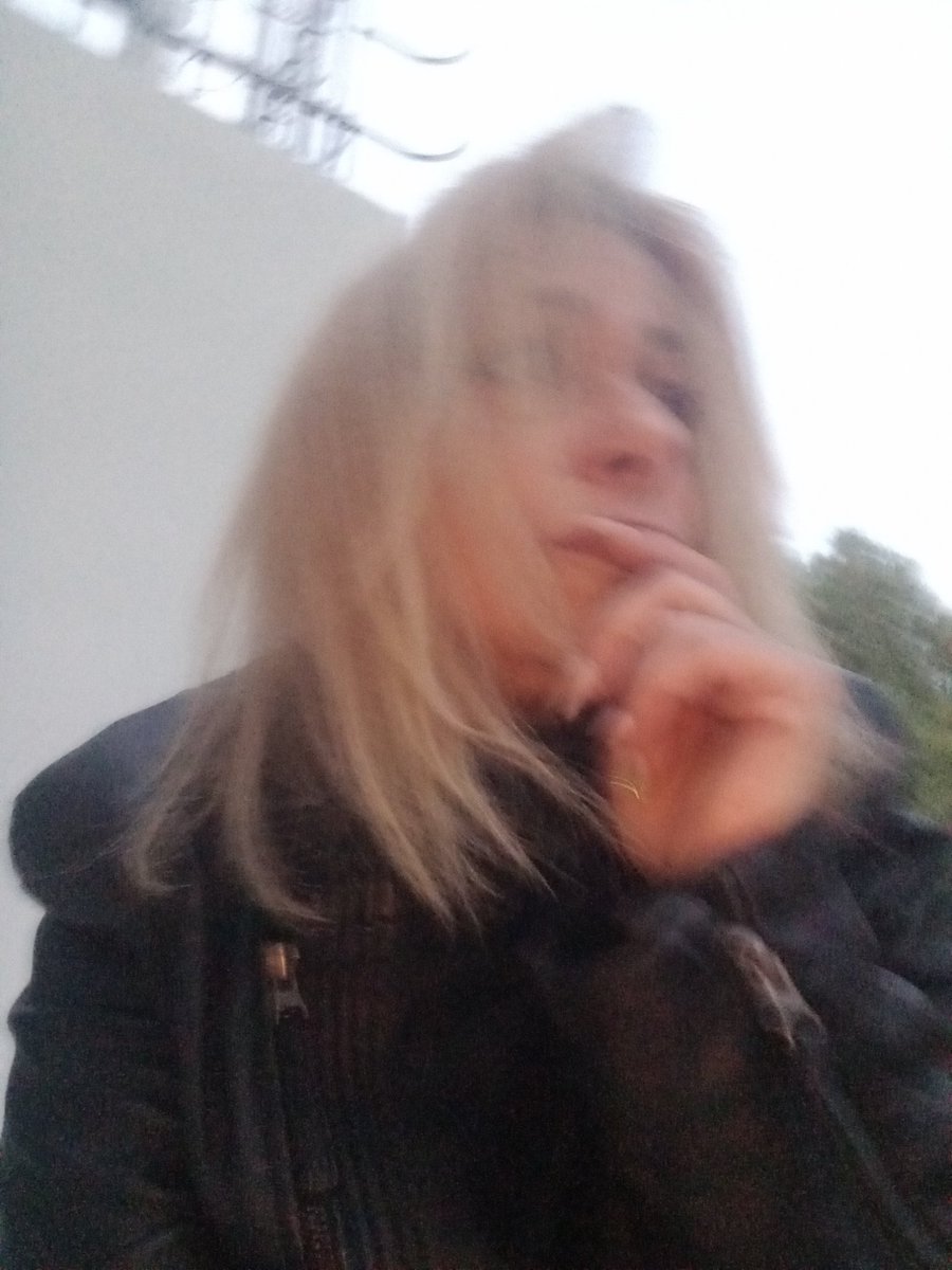 MARIA434587123's tweet image. #thoughts #bike #roadtrip 
#plaka 🧿✨️🎄☃️🎶