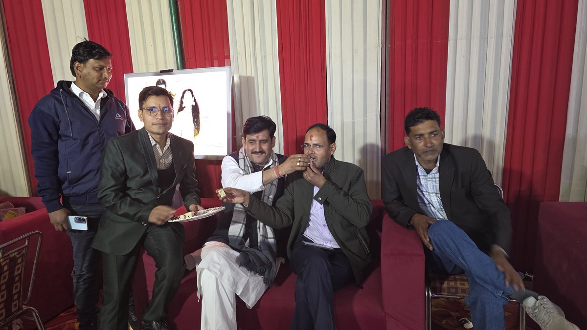 SandeepSaini__'s tweet image. विधानसभा क्षेत्र उदयपुरवाटी के सभी मांगलिक कार्यक्रमों में उपस्थित होकर नवविवाहित युगल को शुभकामनाए प्रेषित की ।।