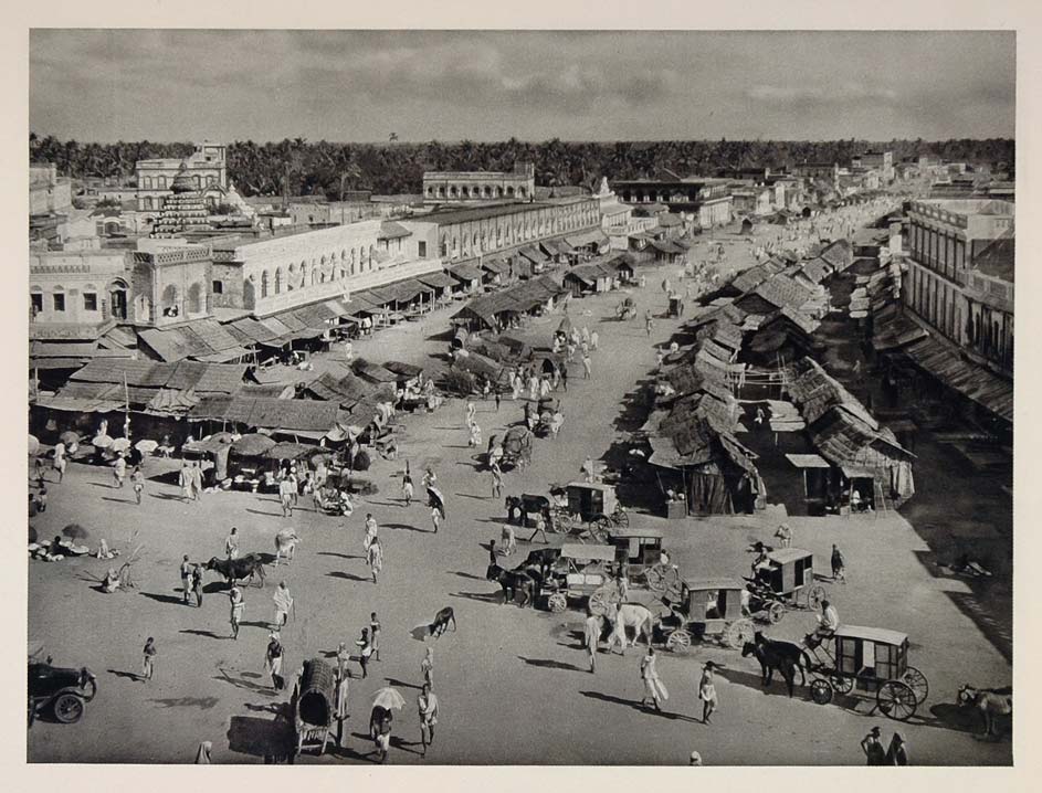 TimeDecoded's tweet image. “1928 — A snapshot of Puri’s main street, before the hustle of modern times. 🕰️
 
#Throwback #Odisha #india