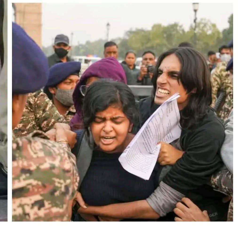 ocjain4's tweet image. ये दबायेगा तो चलेगा... इसका कोई दबा दिया तो क्रांति होगी ?