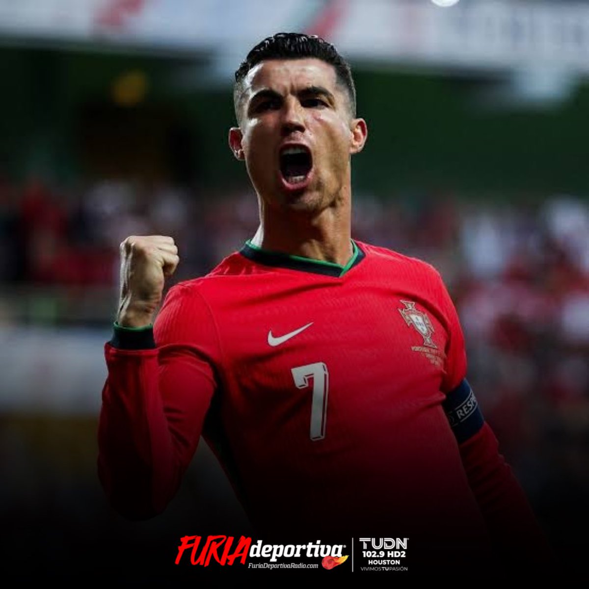 FuriaTUDN's tweet image. #FuriaDeportiva

✅ Cristiano Ronaldo NO se perderá ningún partido del Mundial.
❌ Fue sancionado con 1 partido por su expulsión ante Irlanda, pero ya lo cumplió frente a Armenia.

#FuriaTUDN #FuriaNeta #Mundial #Cristiano #Portugal #CR7