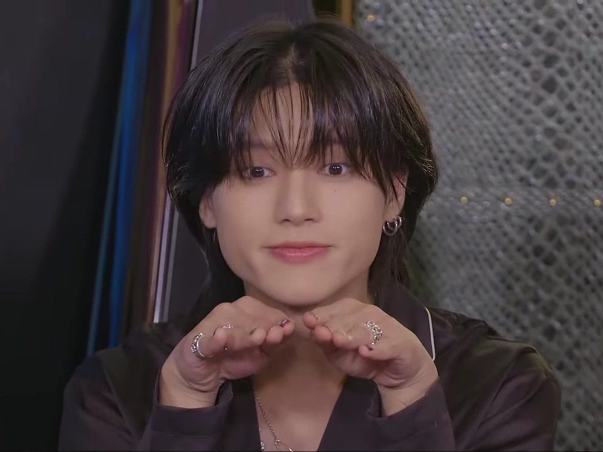 <a href="/ATEEZUD/">ATEEZ(에이티즈) Updates</a> <a href="/ATEEZofficial/">ATEEZ(에이티즈)</a> HAPPY SUPERSTAR WOOYOUNG DAY 
#OurCosmicClue_Wooyoung
#우영이와_함께_영원을_꿈꿔 <a href="/ATEEZofficial/">ATEEZ(에이티즈)</a>