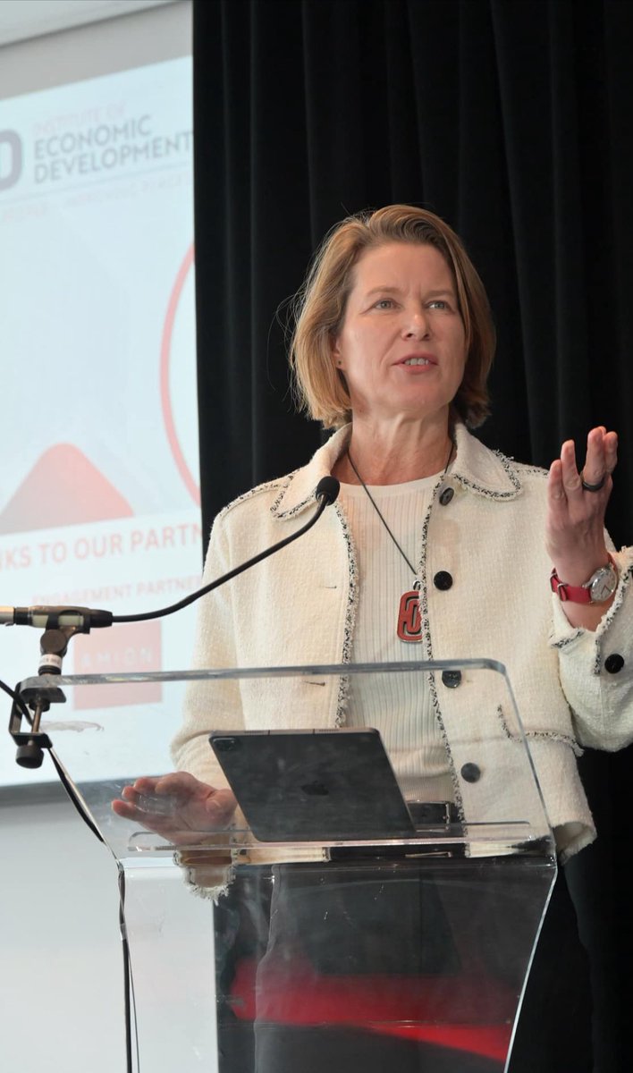 tomstannard's tweet image. A good day chairing #IEDConf2025 today at @thelowryhotel, setting the scene for the Budget with the new GM Good Growth plan taking centre stage. Big thanks @bevcraig &amp;amp; @MyStephanomics for joining us today 

#Manchester #localgov #econdev