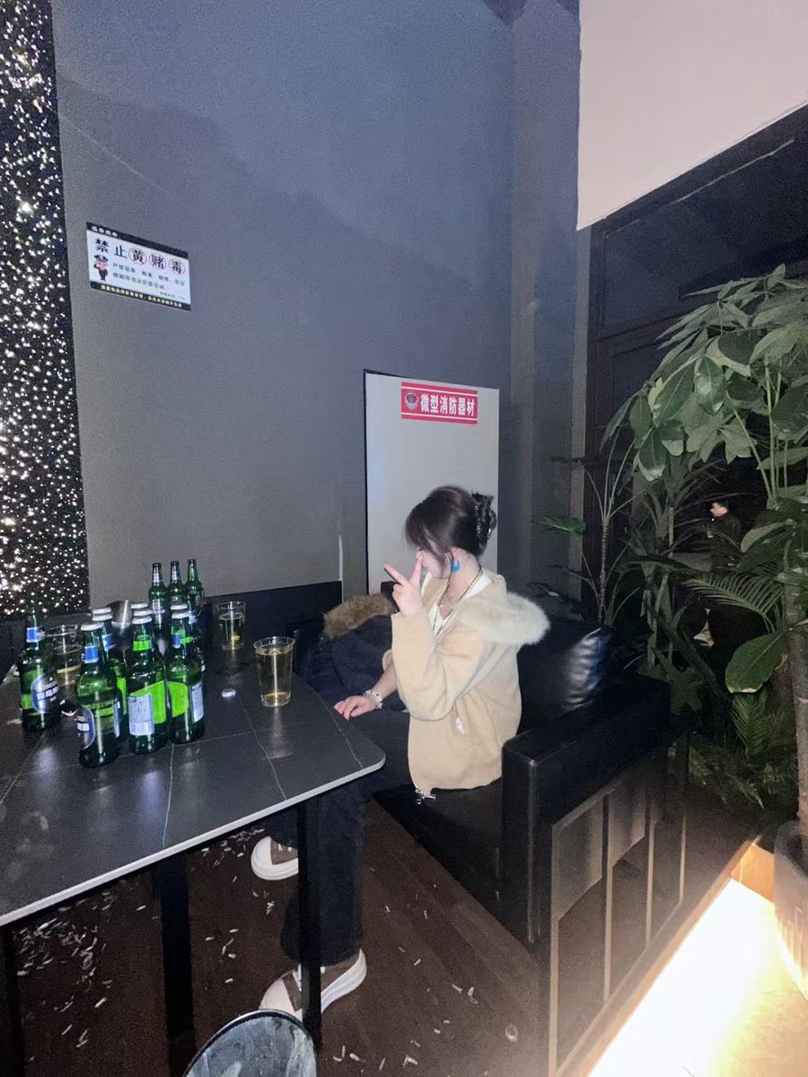 黄推福利内容 - 汤圆的精彩图片 福利姬汤圆分享的黄推图片1 - 网红私拍内容