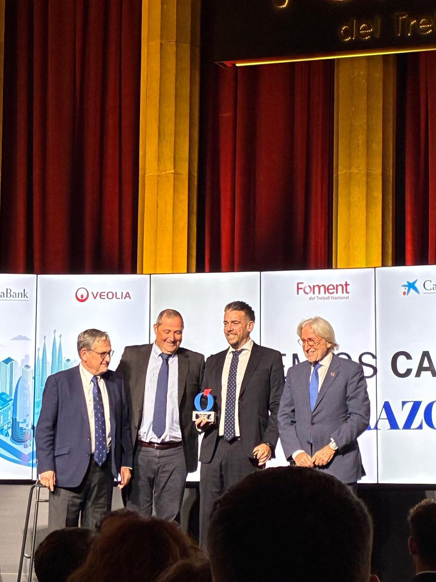 Ayer nos lleno de orgullo recibir por parte de La Razón, en su V edición de los Premios Catalunya a la Excelencia para Inverpriban “PREMIO A LA COMPAÑÍA EN GESTIÓN ALTERNATIVA DE INVERSIÓN INMOBILIARIA E HIPOTECARIA: RENTABILIDAD Y SEGURIDAD”. 📈 

Este galardón refleja el