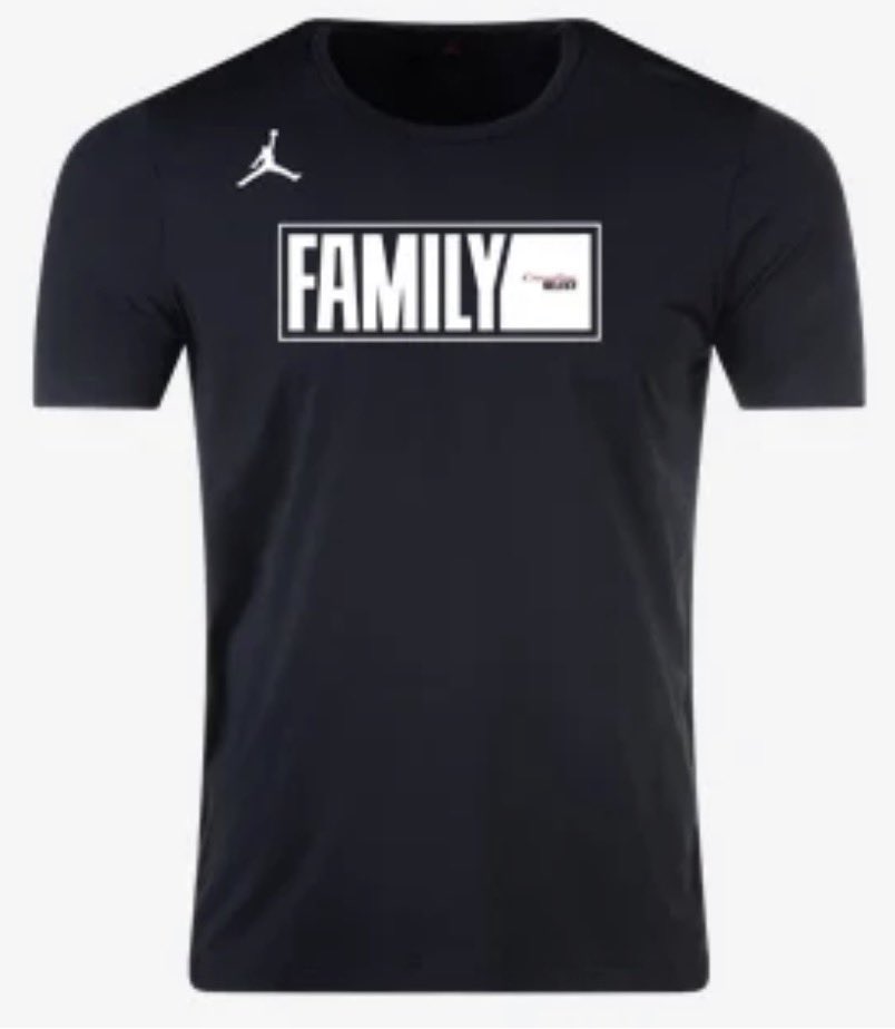 CrossfireSelect's tweet image. Turkey, football, pumpkins… and BIG Black Friday savings! 🦃⚽🎉
Crossfire Select families get exclusive deals on SOCCER.COM, Nov 25–Dec 3:
🎁 30% off everything
🎁 30% off Crossfire Select Fan Wear
🎁 2x Goal Club points on $150+
🎁 Free shipping on $49+