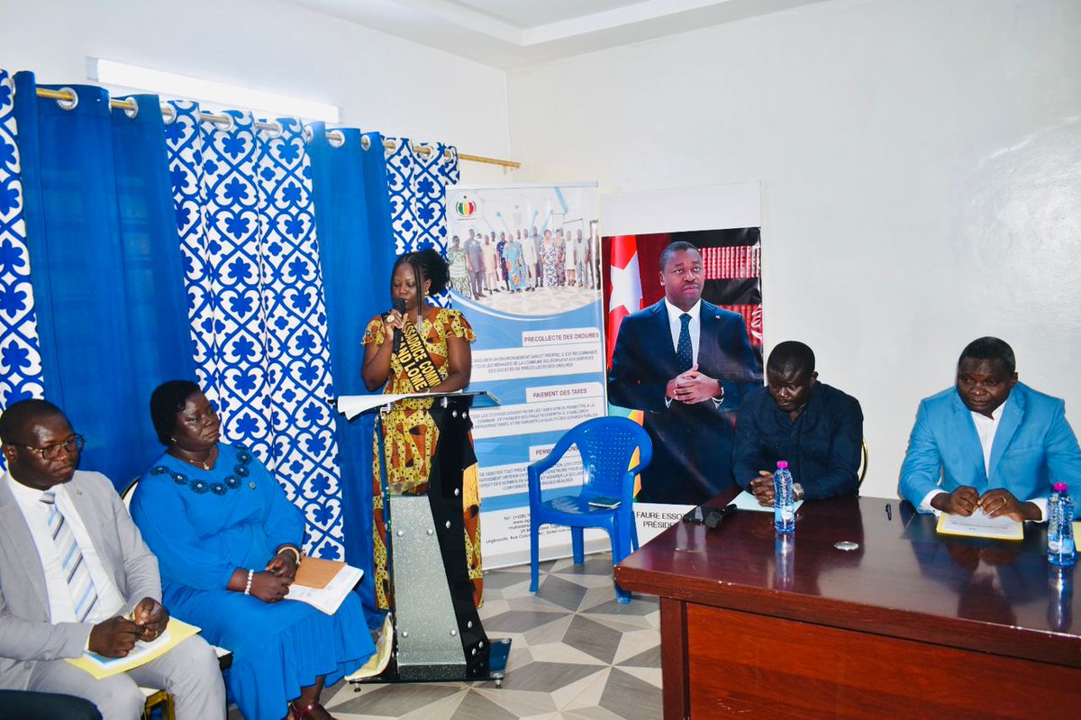 ACGL_Officiel's tweet photo. #ACGL2025, Mme Magno Eugénie BOUKOULI reçue aujourd’hui par le Conseil municipal d’Agoè-Nyivé 2, sa commune d’origine. Elle a présenté son mandat et remercié la commune pour son soutien. Agoè-Nyivé 2 s’engage à l’accompagner. #ACGL2025 #LeadershipFéminin https://t.co/aS651VSyPR