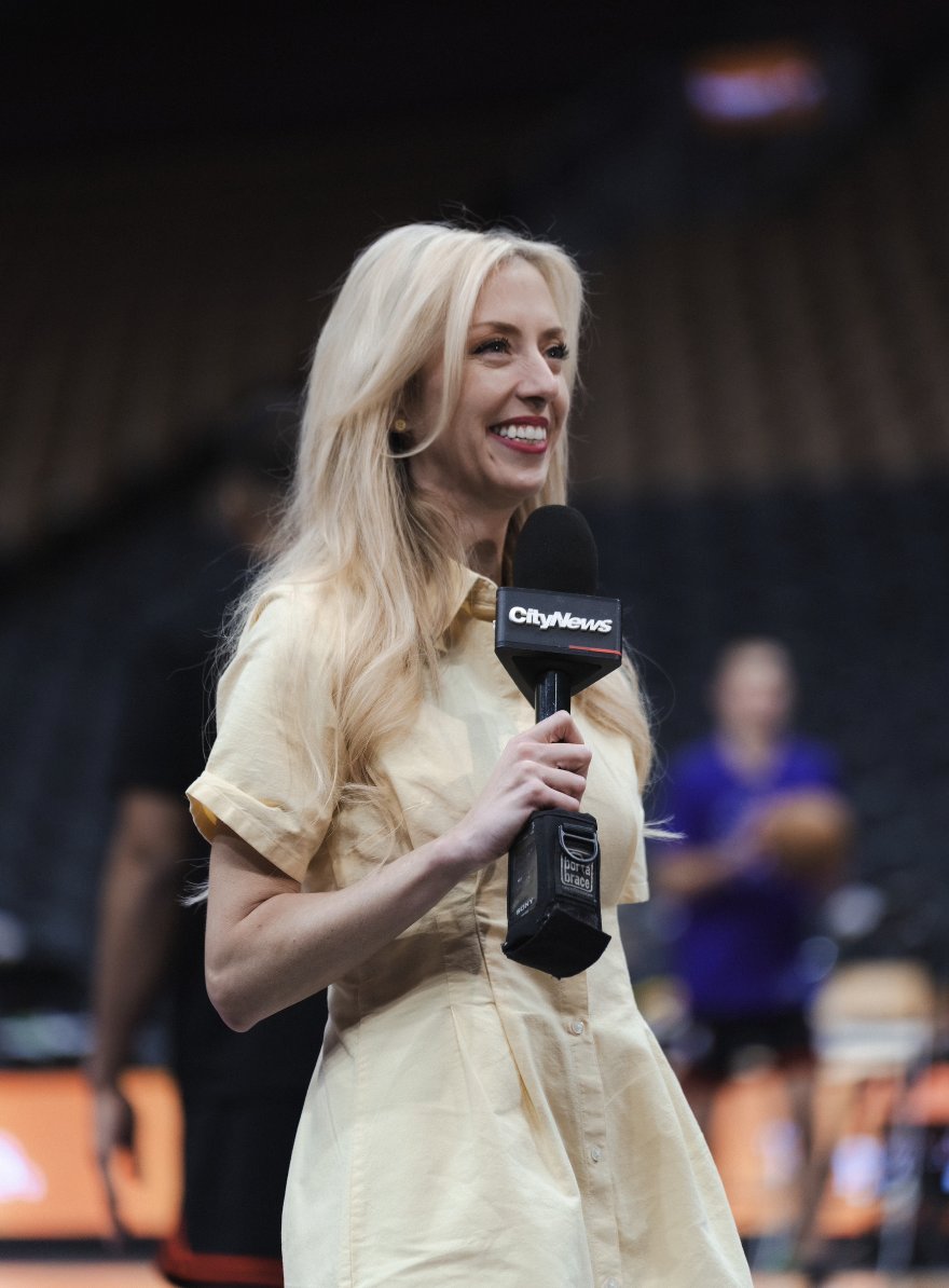Lindsay Dunn tweet media