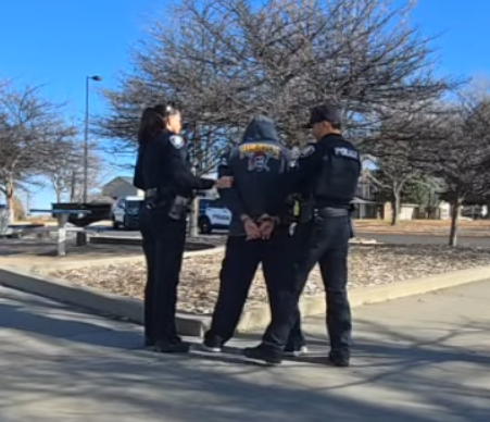 cppfam's tweet image. Cops were not messing around today, showed up pretty quick and got Arnold in cuffs very quickly 😂 Them bracelets suit him, you guys agree?