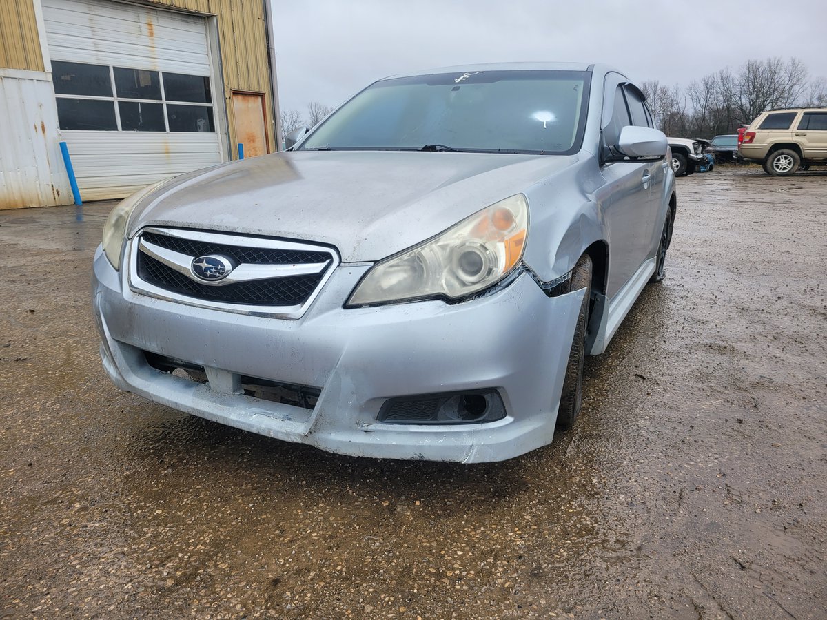 PIERCE_AUTO's tweet image. Check out the 2012 #Subaru #Legacy we just added to our inventory for parts!