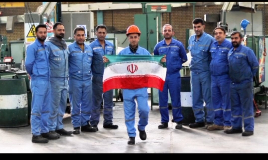 karegarmeydooni's tweet photo. ماجرای کارگران، ماجرای امید است؛ امیدی که ایران را سربلند نگه می‌دارد.
عاشقان وطنیم

#کارگر_سرمایه_ملی
#کارگران_سرداران_سازندگی https://t.co/trsIsP7Air