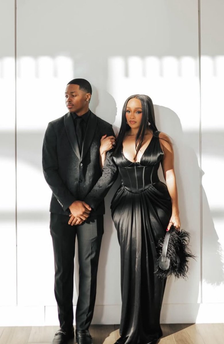 DavidoPolice's tweet image. FOLASHADE AND HER FIRST SON😍❤️