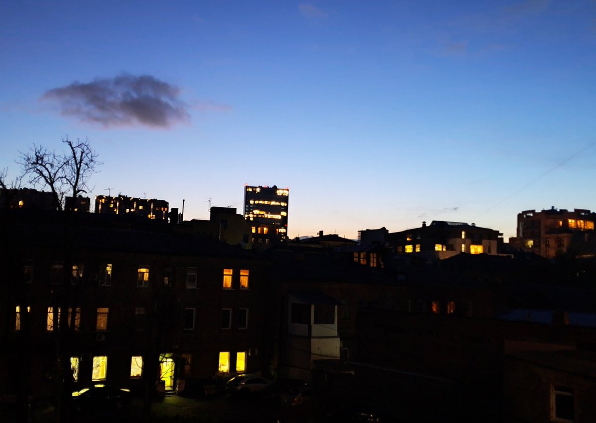 ivalent_'s tweet image. 