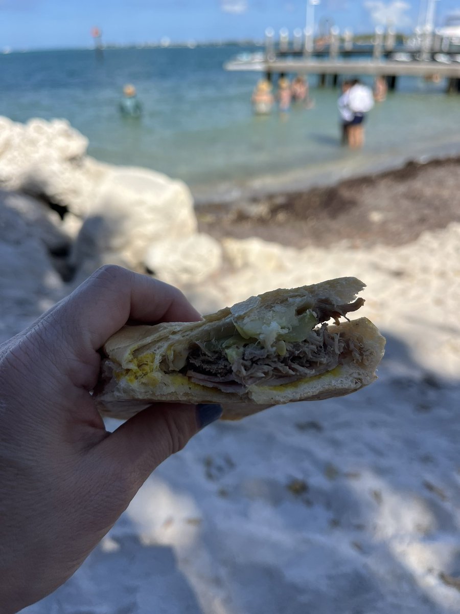 difficultpatty's tweet image. Cuban by the beach.
