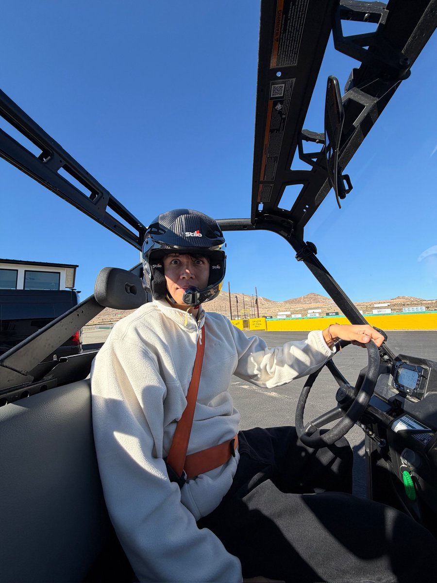 alex_albon's tweet image. Where is Doug?