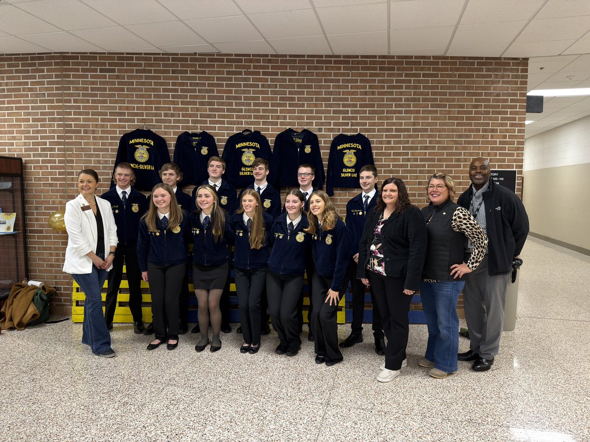 ACBaileyMN's tweet image. Assistant Commissioner Bailey traveled to Glencoe Silver Lake HS to congratulate the FFA chapter on their honor of being named the national Model of Excellence winner! Thank you for all that you do in Agriculture!!