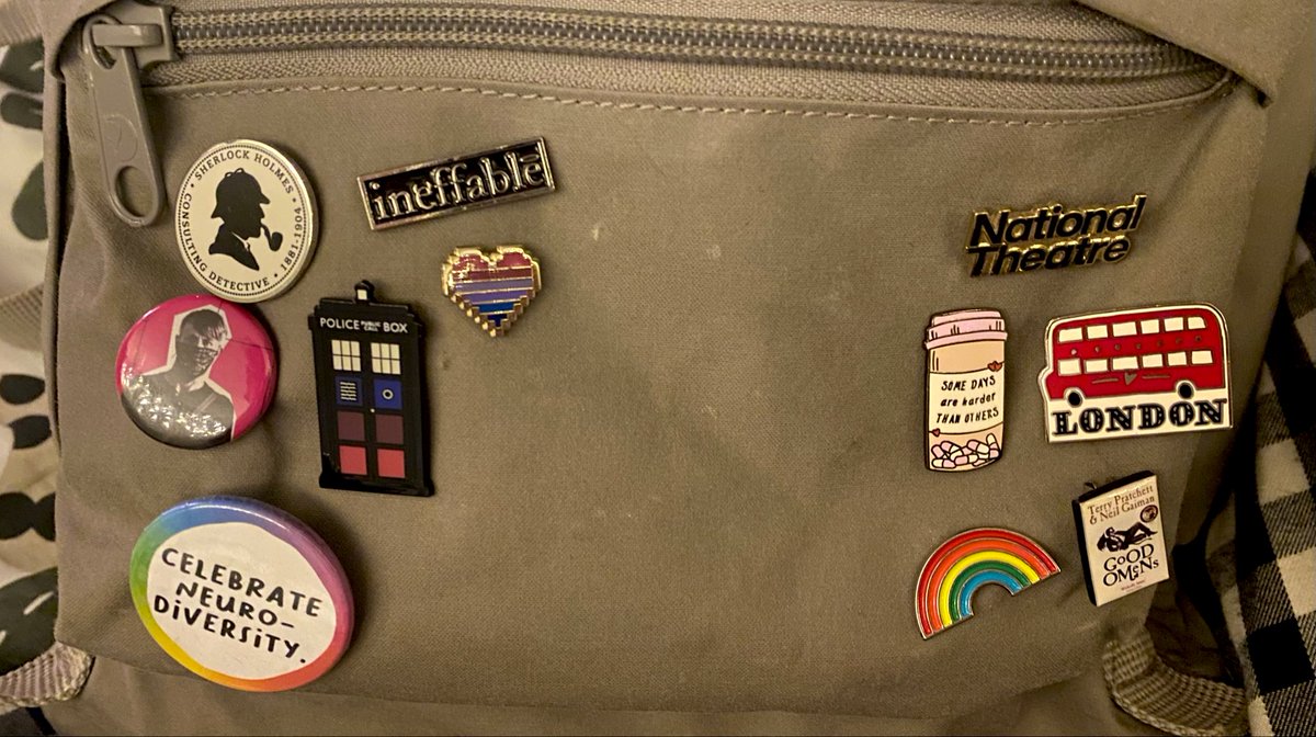 BechermitKaffee's tweet image. Every once in a while I look at my bag and think &quot;I love my pins&quot; ☺️