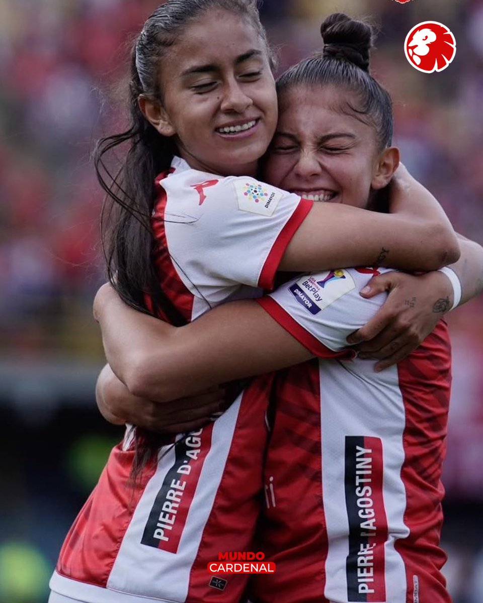 Mundo_Cardenal's tweet image. "Santa Fe jamás será un adiós. Una hincha para siempre", Karla Viancha anuncia que no seguirá en Santa Fe femenino y a través de una publicación en su cuenta de Instagram envía unas palabras de despedida para la hinchada y le agradece al club por sus años en el equipo.