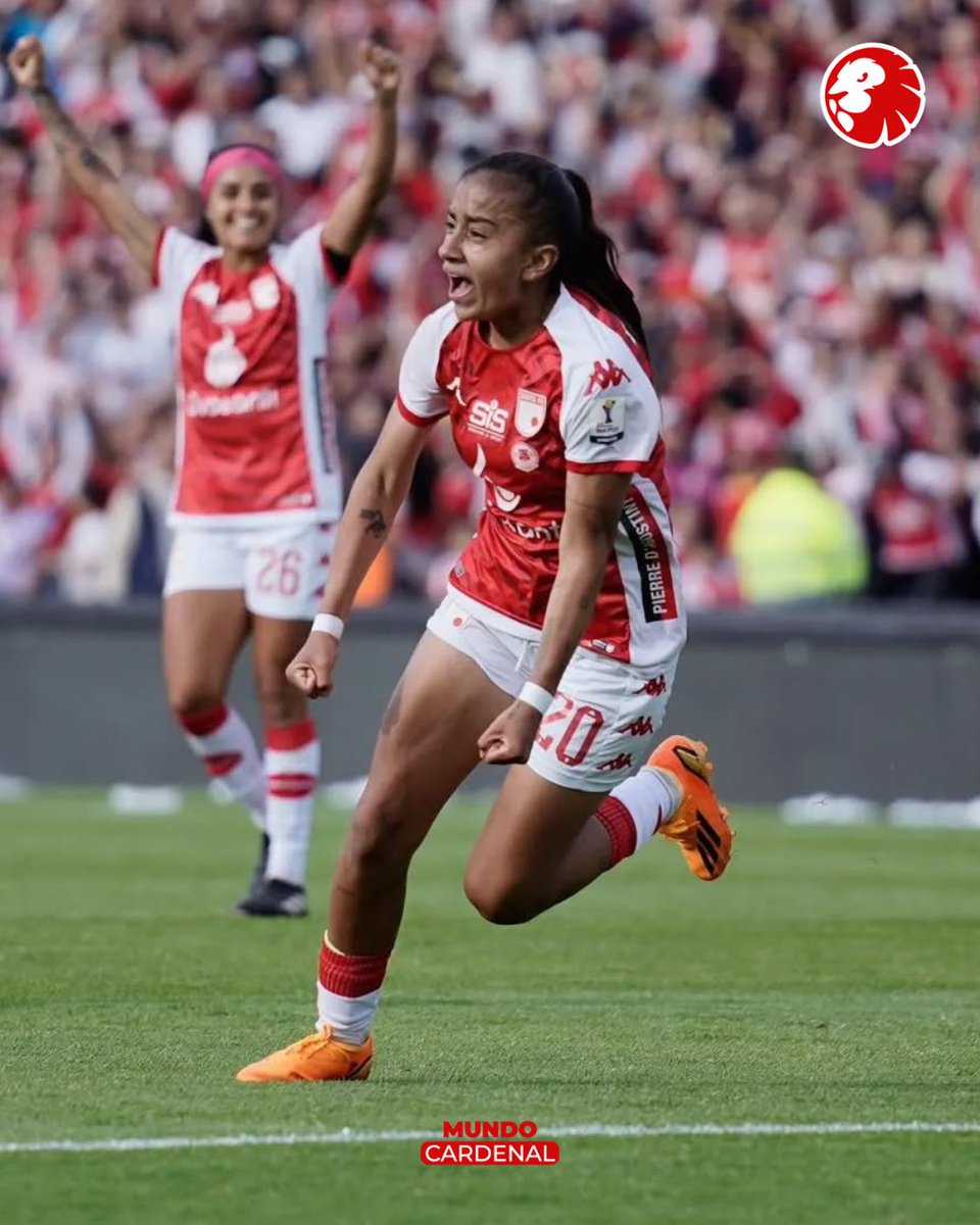 Mundo_Cardenal's tweet image. "Santa Fe jamás será un adiós. Una hincha para siempre", Karla Viancha anuncia que no seguirá en Santa Fe femenino y a través de una publicación en su cuenta de Instagram envía unas palabras de despedida para la hinchada y le agradece al club por sus años en el equipo.