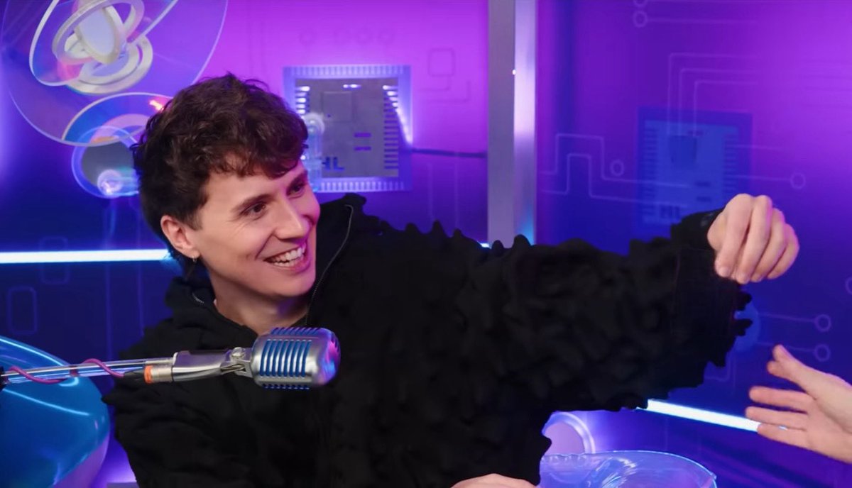 dnpstardust's tweet image. I edited out the card in Dan’s hand so now you can have him hand Phil anything!