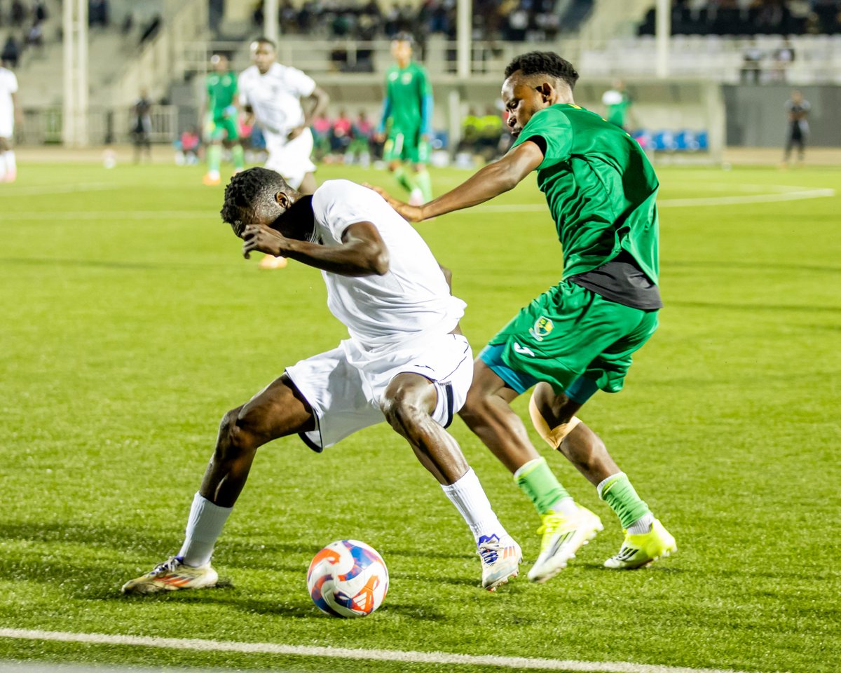 rbarwanda's tweet photo. APR FC yatsinze Marine FC ibitego 2-1, mu mukino w'ikirarane wabereye kuri Kigali Pelé Stadium, i Nyamirambo. #RBASports https://t.co/ZrUhuWe45n