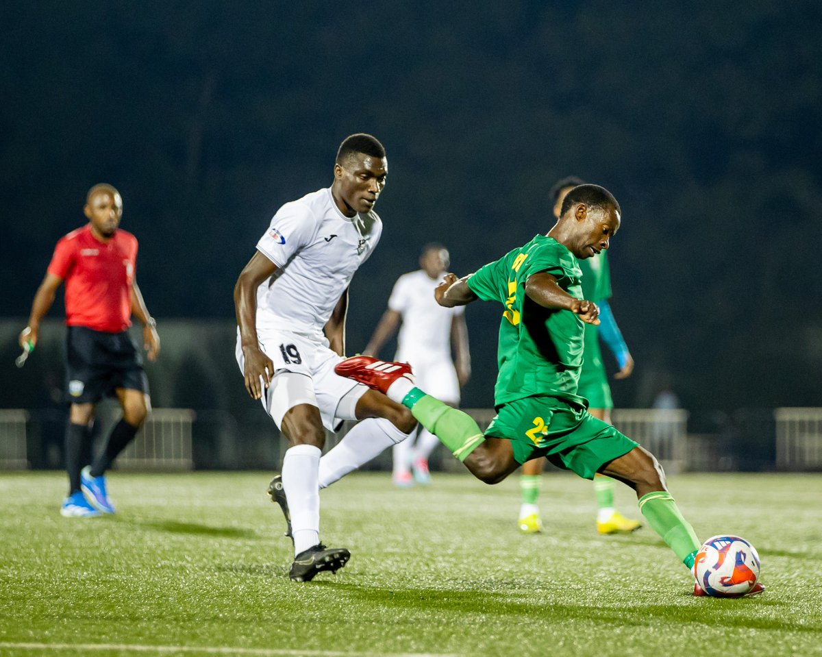 rbarwanda's tweet photo. APR FC yatsinze Marine FC ibitego 2-1, mu mukino w'ikirarane wabereye kuri Kigali Pelé Stadium, i Nyamirambo. #RBASports https://t.co/ZrUhuWe45n
