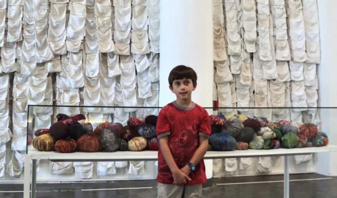 📸| Nueva foto de Alejandro compartida por su mami.🥹💙

“Hace 13 años, un día como hoy estabamos en Brasil🇧🇷. En un festival de coros, estuvimos en la Bienal de São Paulo y en la Ópera Werther del teatro de São Pedro. Hoy lanzando 0% en Portugués. ¡Increíble! 🤩”
