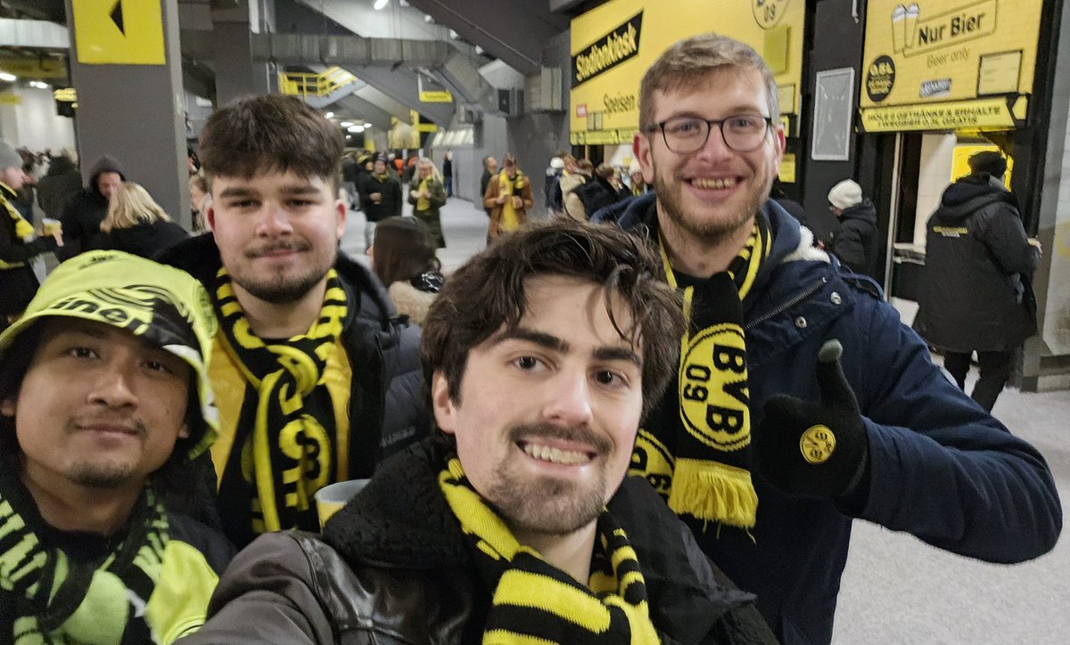 CbobicusBVB's tweet image. UCL NIGHTS WITH THE DORTMUND AVENGERS!

HEJA BVB! 🖤💛 #UCL