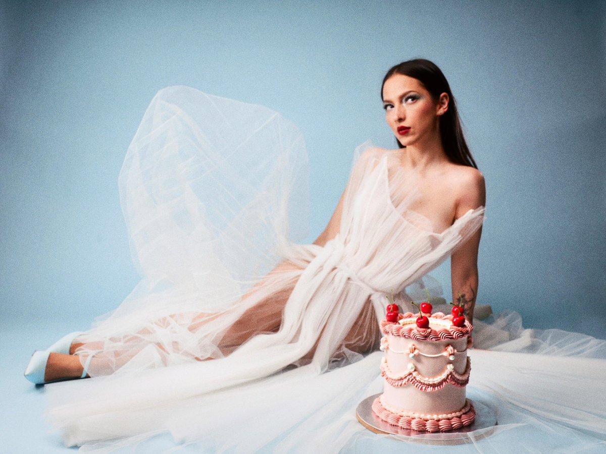 Bienvenidos a mi Birthday Issue. 🍒✨