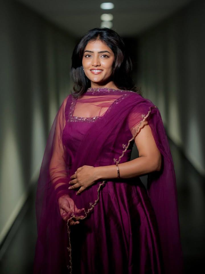 Tollywood_queen's tweet image. #EeshaRebba #EeshaRebbahot
t.me/tollywood_quee…