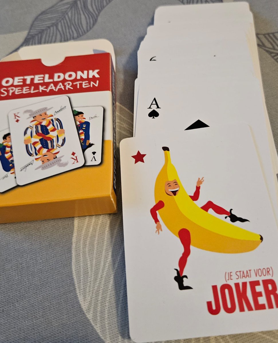 Kijk eens wat de joker is in het Oeteldonk Speelkaarten spel…