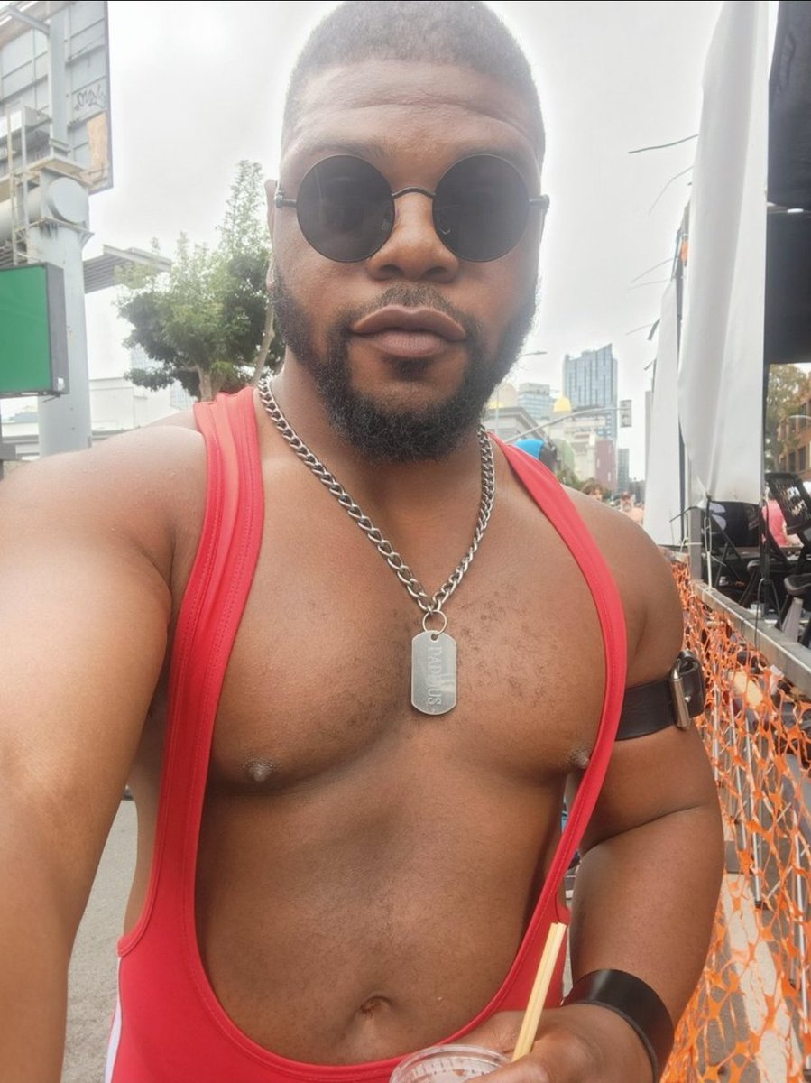 conspiracylife's tweet image. Top 4