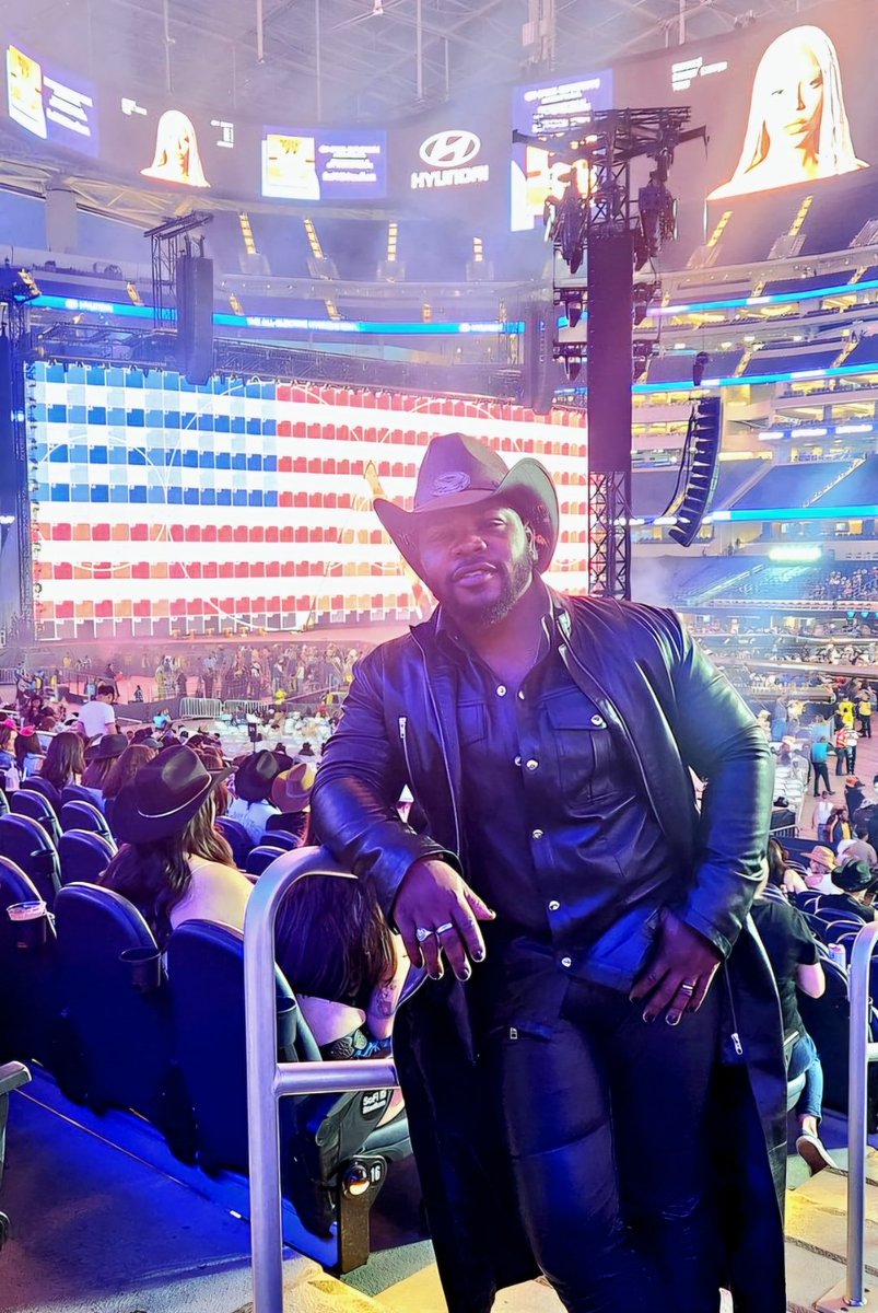 conspiracylife's tweet image. Top 4