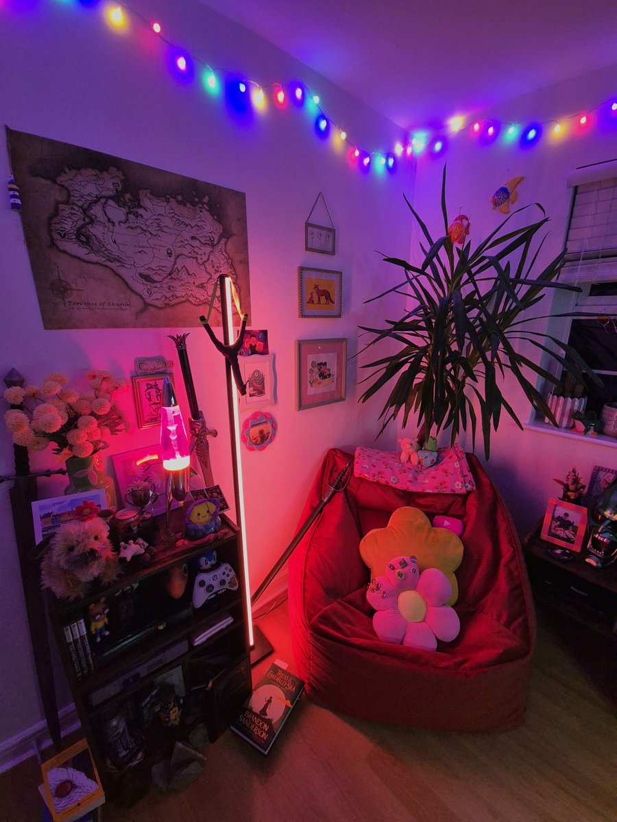 Becky Taylor tweet media