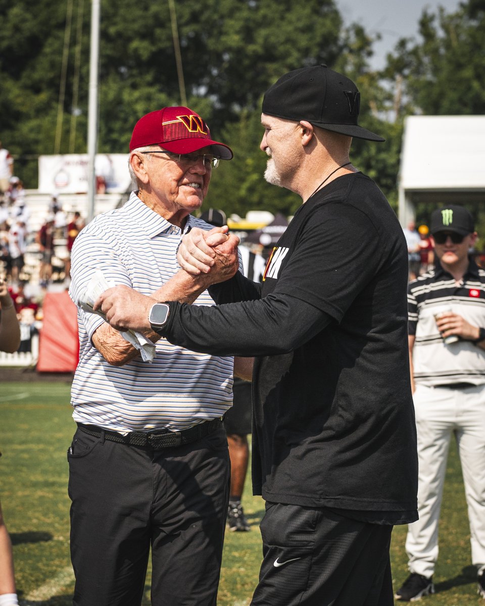 Commanders's tweet image. Happy birthday to the legend, Coach Gibbs! 🐐