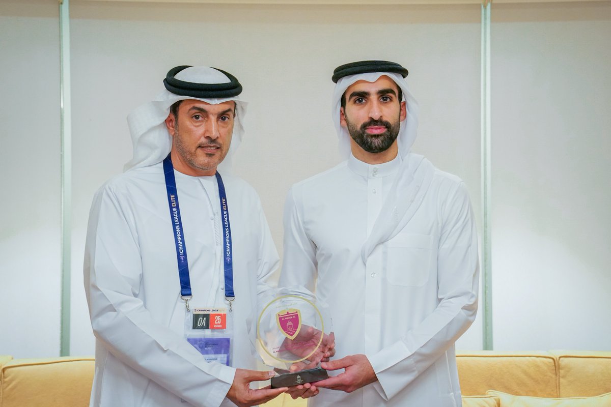 التقى مجلس إدارة نادي الوحدة لكرة القدم، ممثلاً في سعادة فارس مكتوم المزروعي رئيس مجلس الإدارة، بنظيره في نادي السد القطري الشقيق ممثلاً بسعادة الشيخ خليفة بن خالد آل ثاني الرئيس التنفيذي، وذلك على هامش مباراة الوحدة والسد ضمن منافسات دوري أبطال آسيا للنخبة.

وشهد اللقاء تبادل