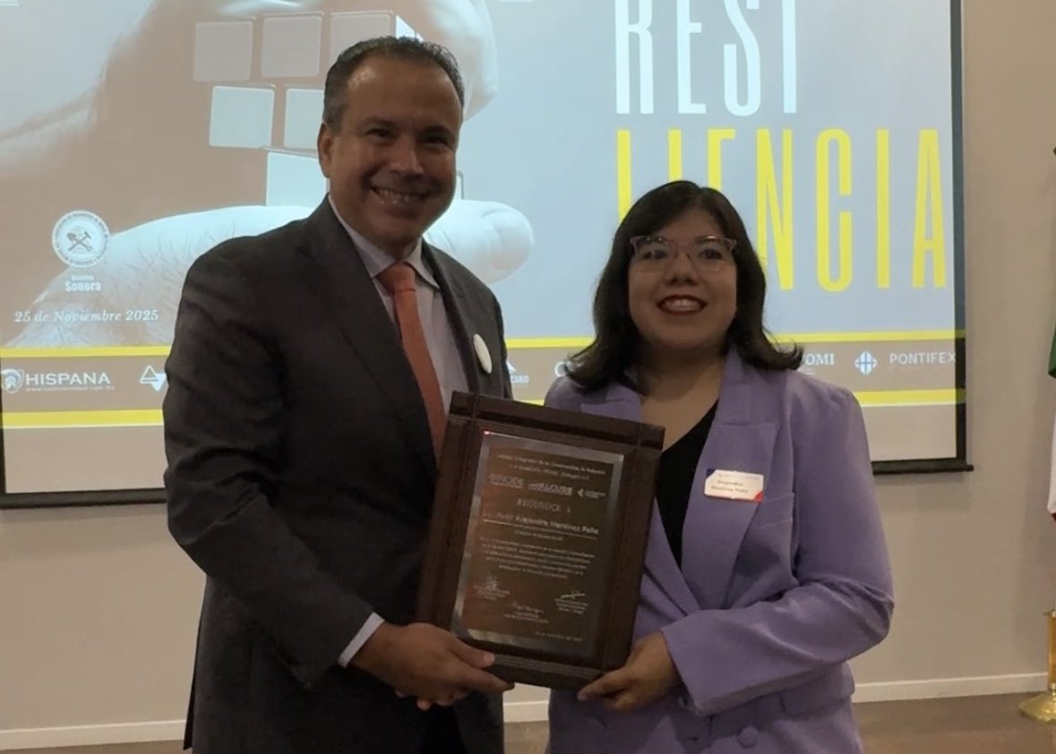 Hoy fortalecimos la visión de un Hermosillo que aprende, se adapta y avanza.

Agradezco al 𝐂𝐨𝐧𝐬𝐞𝐣𝐨 𝐈𝐍𝐂𝐈𝐃𝐄, A.C., la invitación para participar en la presentación del libro 𝙀𝙡 𝘾𝙪𝙗𝙤 𝙙𝙚 𝙡𝙖 𝙍𝙚𝙨𝙞𝙡𝙞𝙚𝙣𝙘𝙞𝙖 de <a href="/IngGuillermoMo2/">Ing. Guillermo Moreno Ríos</a> y en la firma de la